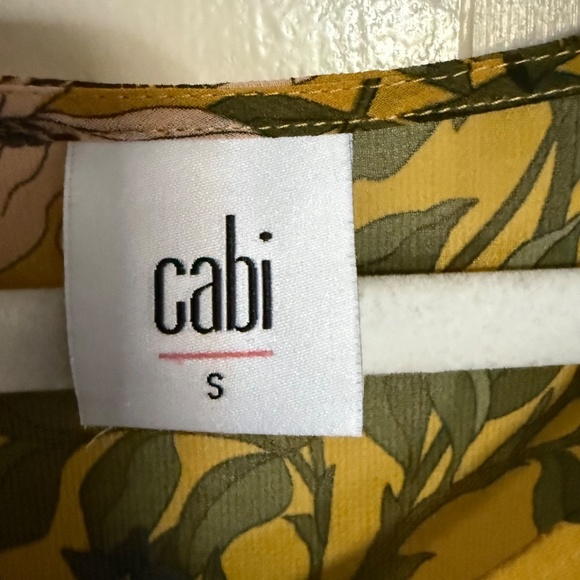 Cabi Spring Scene Yellow Floral Sheer Bell Sleeves Blouse Size Small - Picture 7 of 9